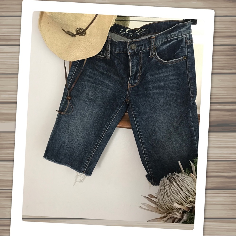 JUICY COUTURE Long Cut-Off Bermuda Denim Shorts!